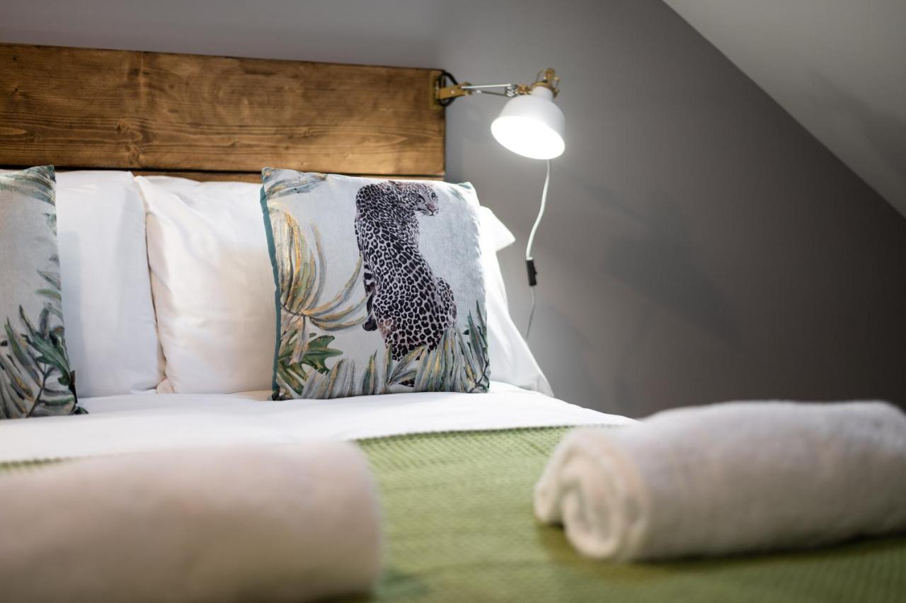 3Rm Flat, Smart Tv'S, Close To All Amenities Лланелли Экстерьер фото