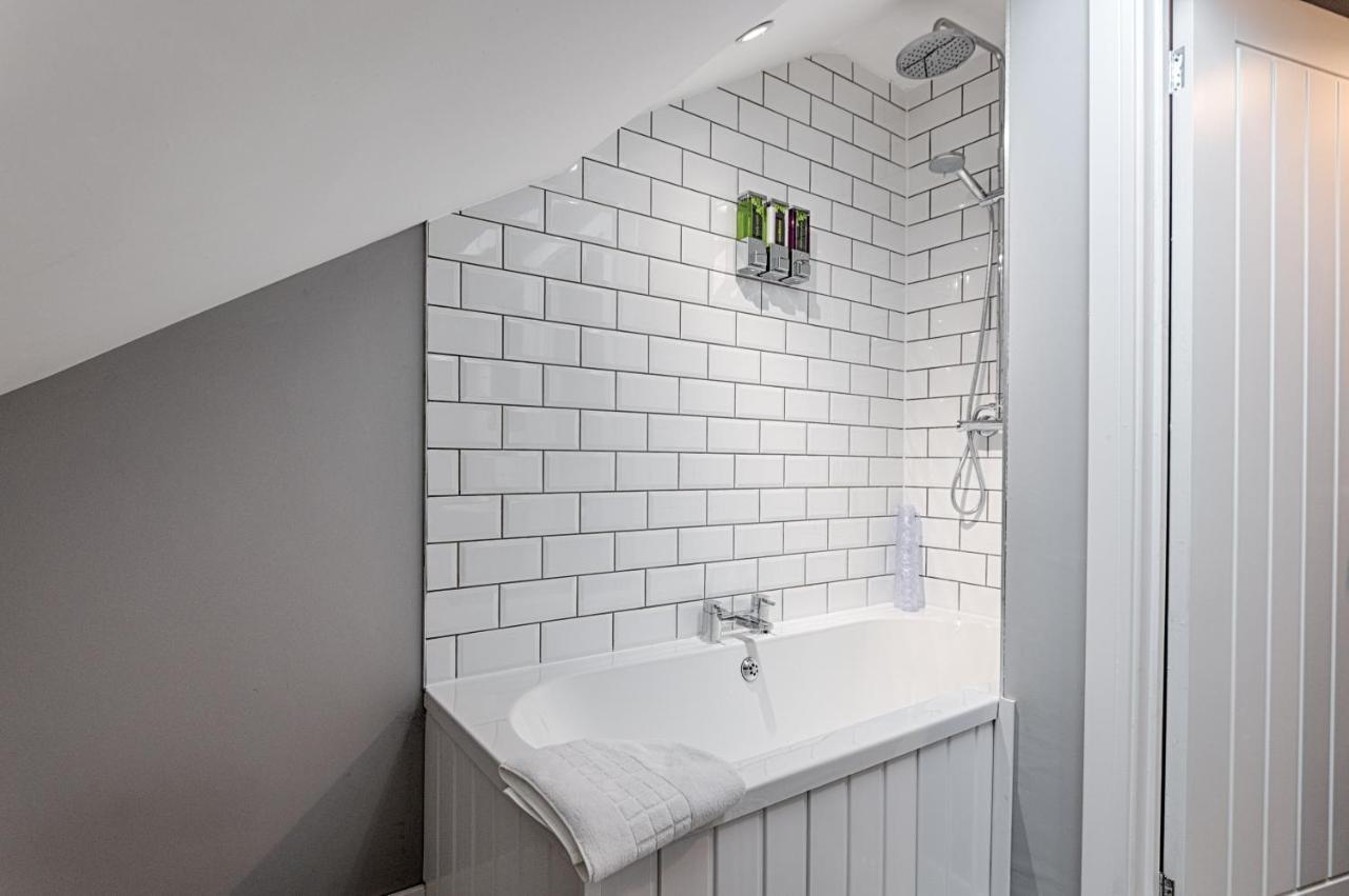 3Rm Flat, Smart Tv'S, Close To All Amenities Лланелли Экстерьер фото