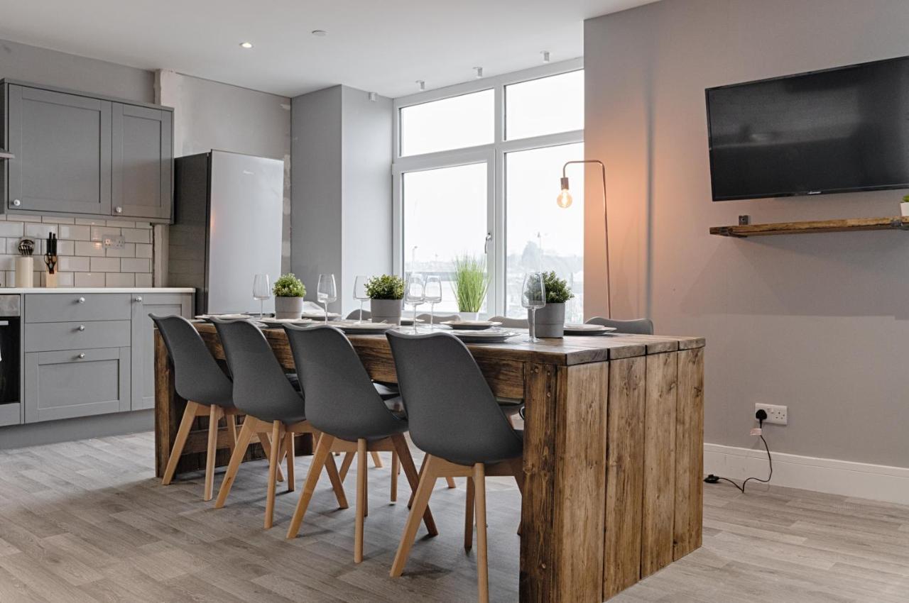 3Rm Flat, Smart Tv'S, Close To All Amenities Лланелли Экстерьер фото